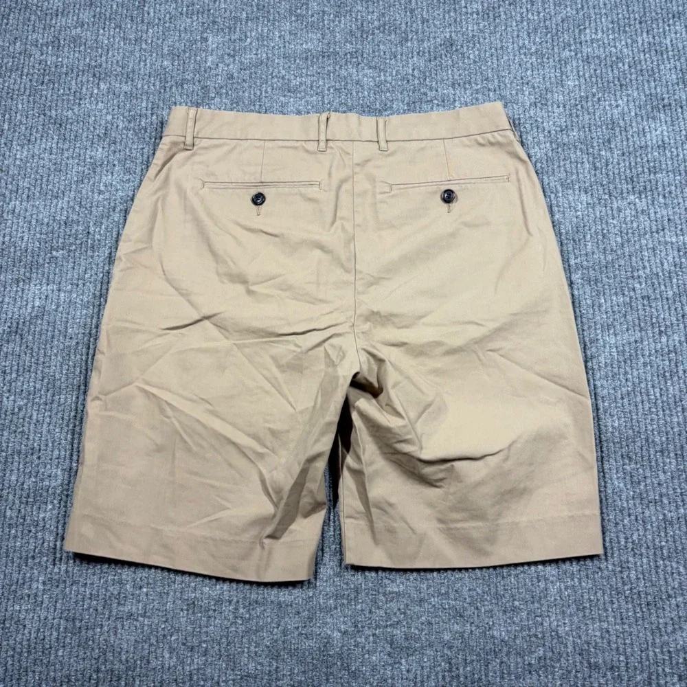 Crosby & Howard Shorts  Mens 32 Khaki Chino Shorts Tan Flat Front Casual Cotton